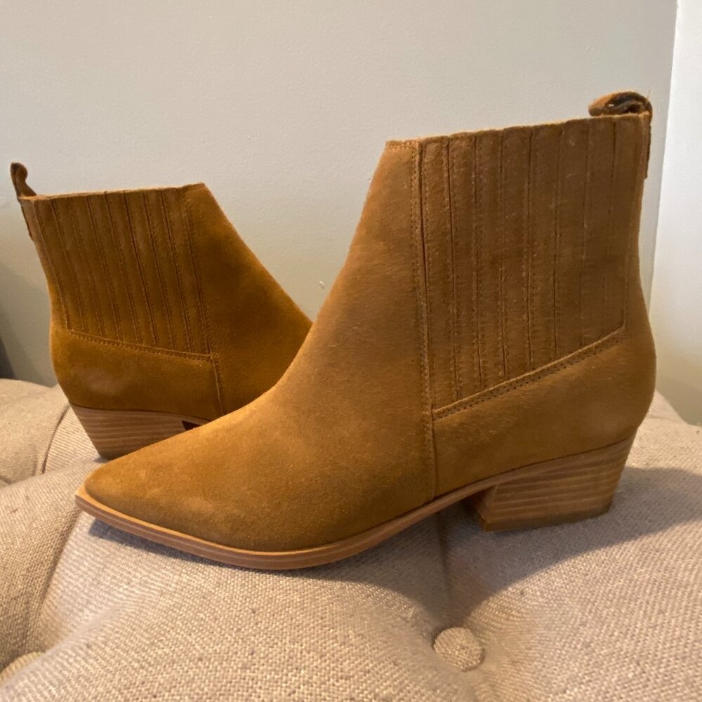 Marc Fisher YTD Yarita Bootie